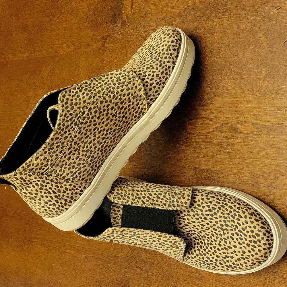 Universal Thread Leopard Print Sneakers - image 1